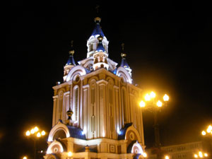 夜のハバロフスク・ウスペンスキー教会