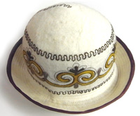 キルギス製フェルト帽